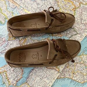 Ecco tassel driving moccasins size 39.